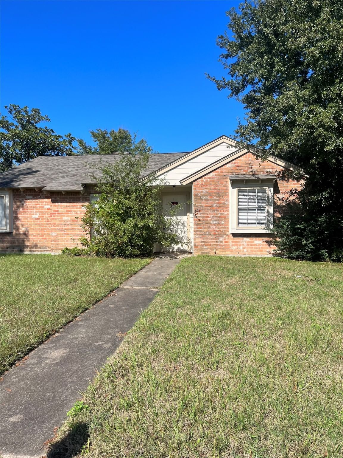 Real estate property located at 15834 Fern Basin, Harris, Bear Creek Village Sec 02 R/P, Houston, TX, US