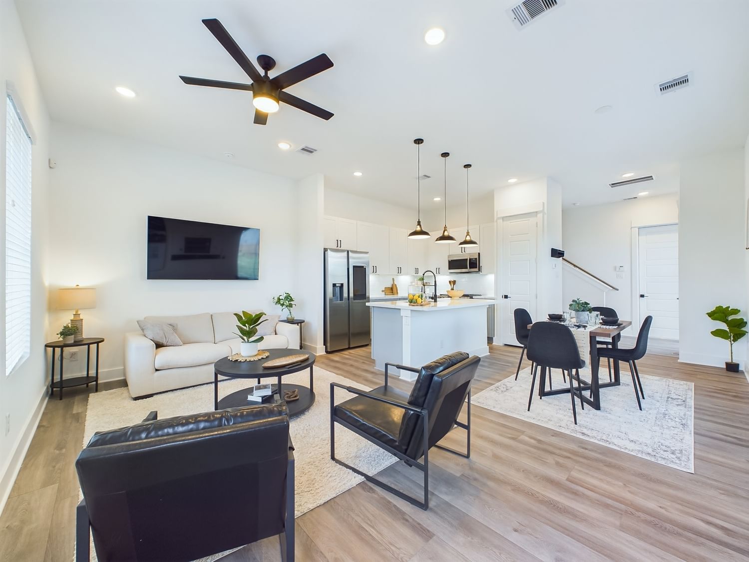 Real estate property located at 2928 Stevens, Harris, Houston, TX, US