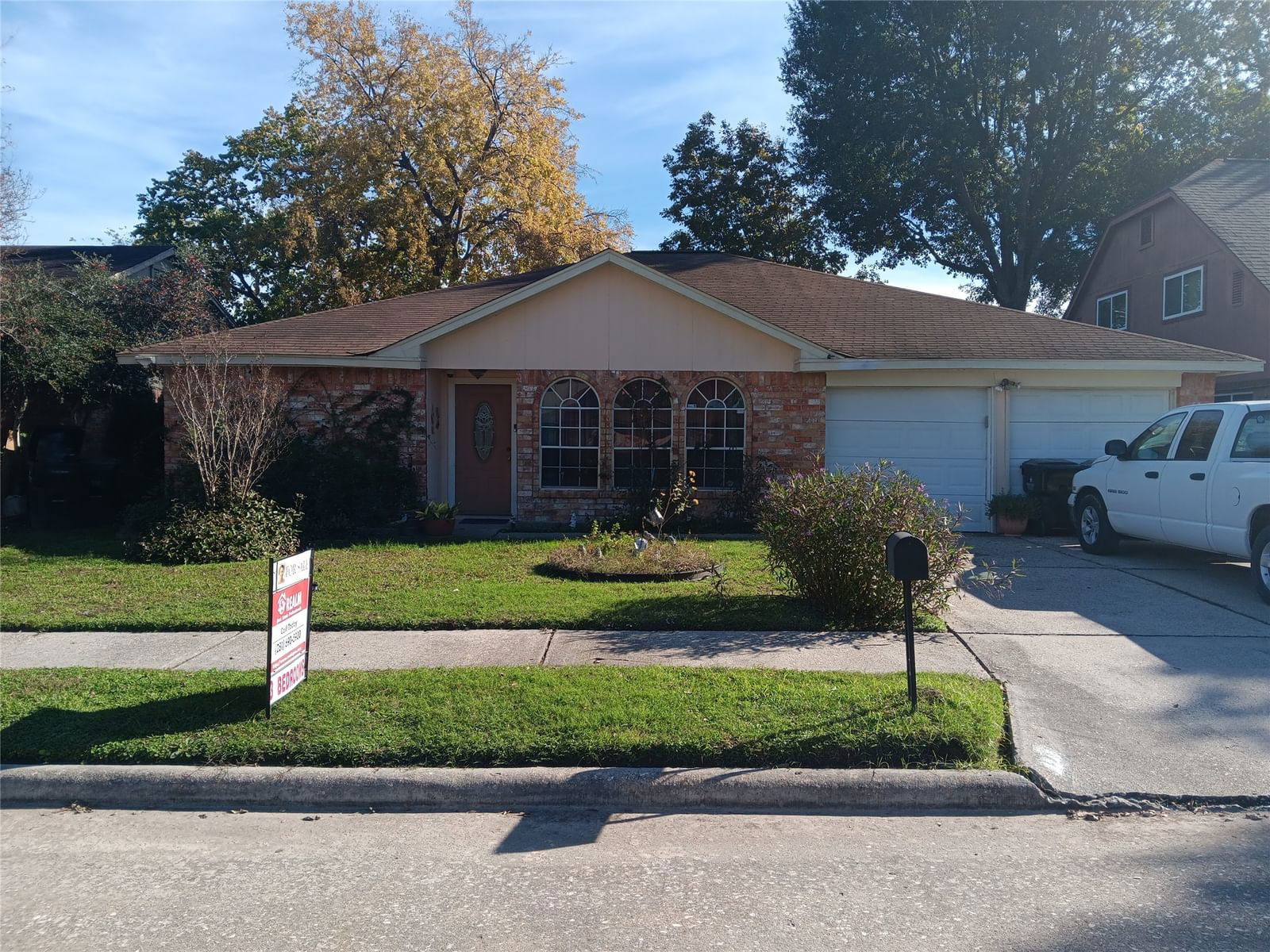 Real estate property located at 3247 Bolton Gardens, Harris, Greenfield Village, Houston, TX, US