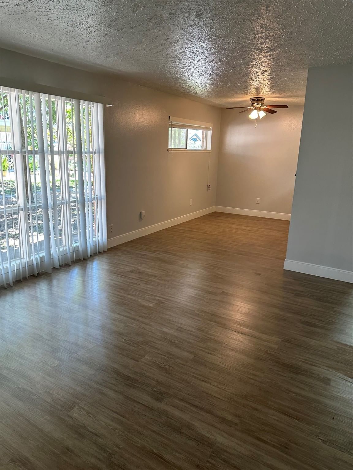 Real estate property located at 7925 Rampart #102, Harris, Holly Villa Condo, Houston, TX, US