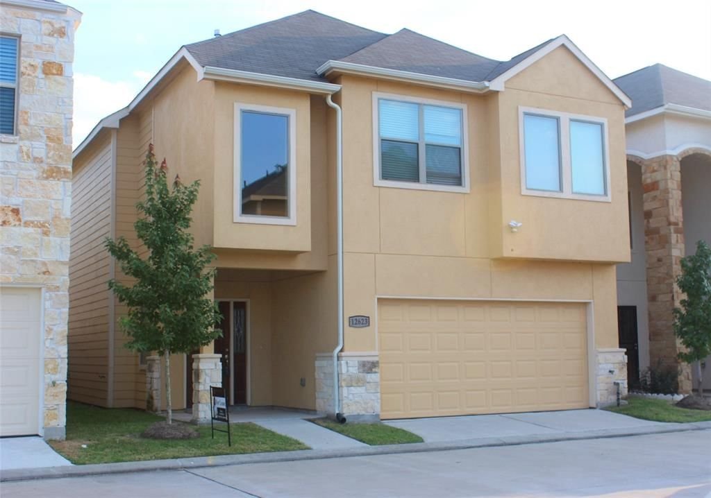 Real estate property located at 12623 Ashford Shore, Harris, Ashford Terrace Amd 2, Houston, TX, US
