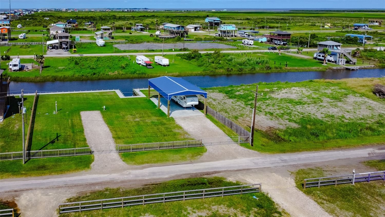 Real estate property located at 1031 Paisley, Galveston, Canal City, Gilchrist, TX, US