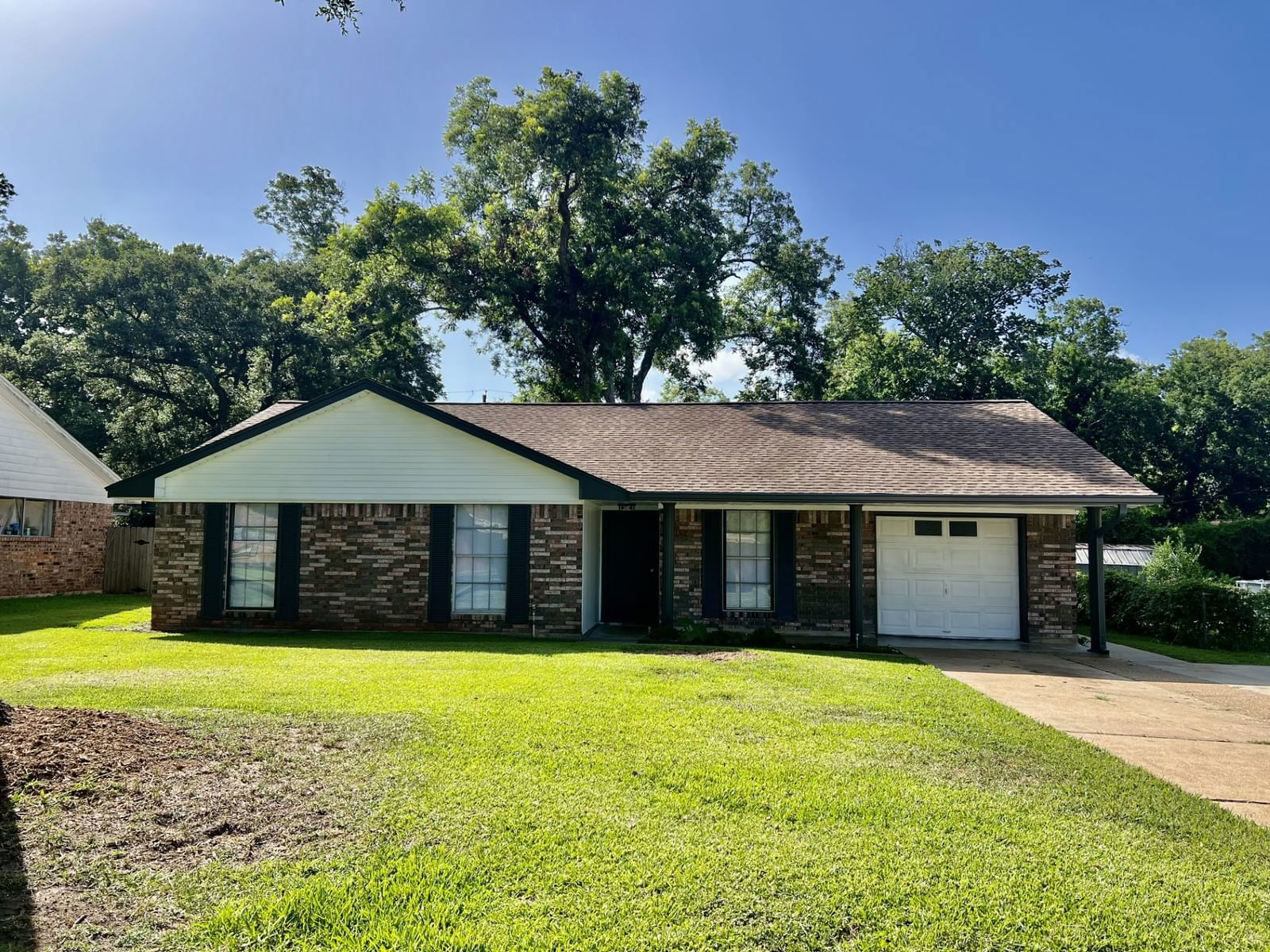 Real estate property located at 115 Meadowbrook, Brazoria, Glenwood Lake Jackson, Lake Jackson, TX, US