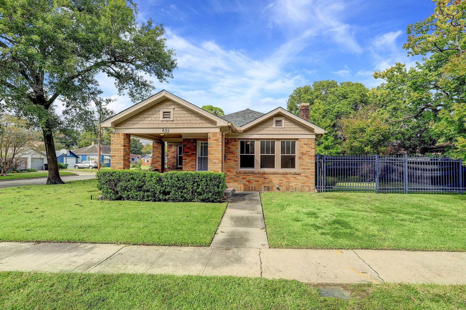 Real estate property located at 635 Temple, Harris, East Norhill, Houston, TX, US