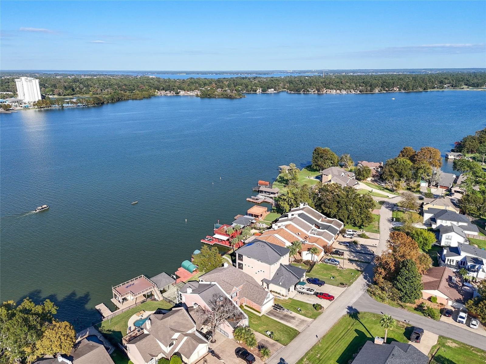 Real estate property located at 838 Lake View, Montgomery, Cape Conroe, Montgomery, TX, US