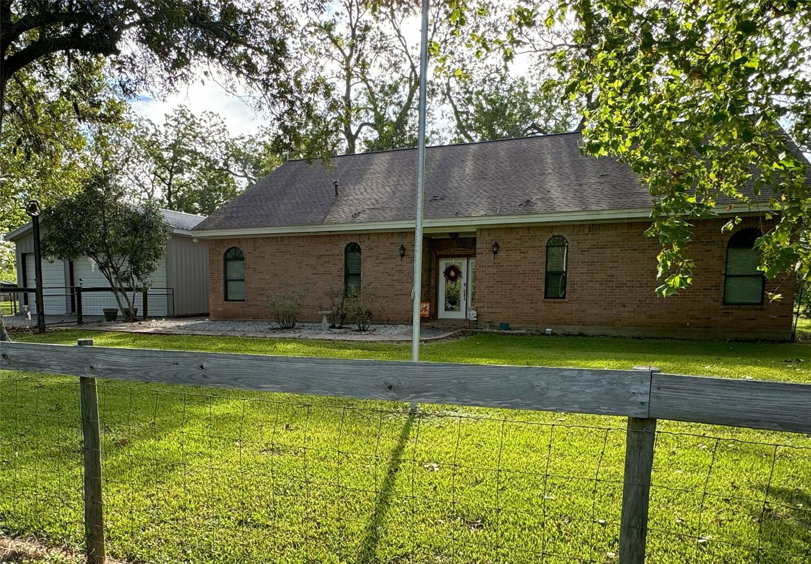 Real estate property located at 893 County Road 703, Brazoria, J H Bell, West Columbia, TX, US