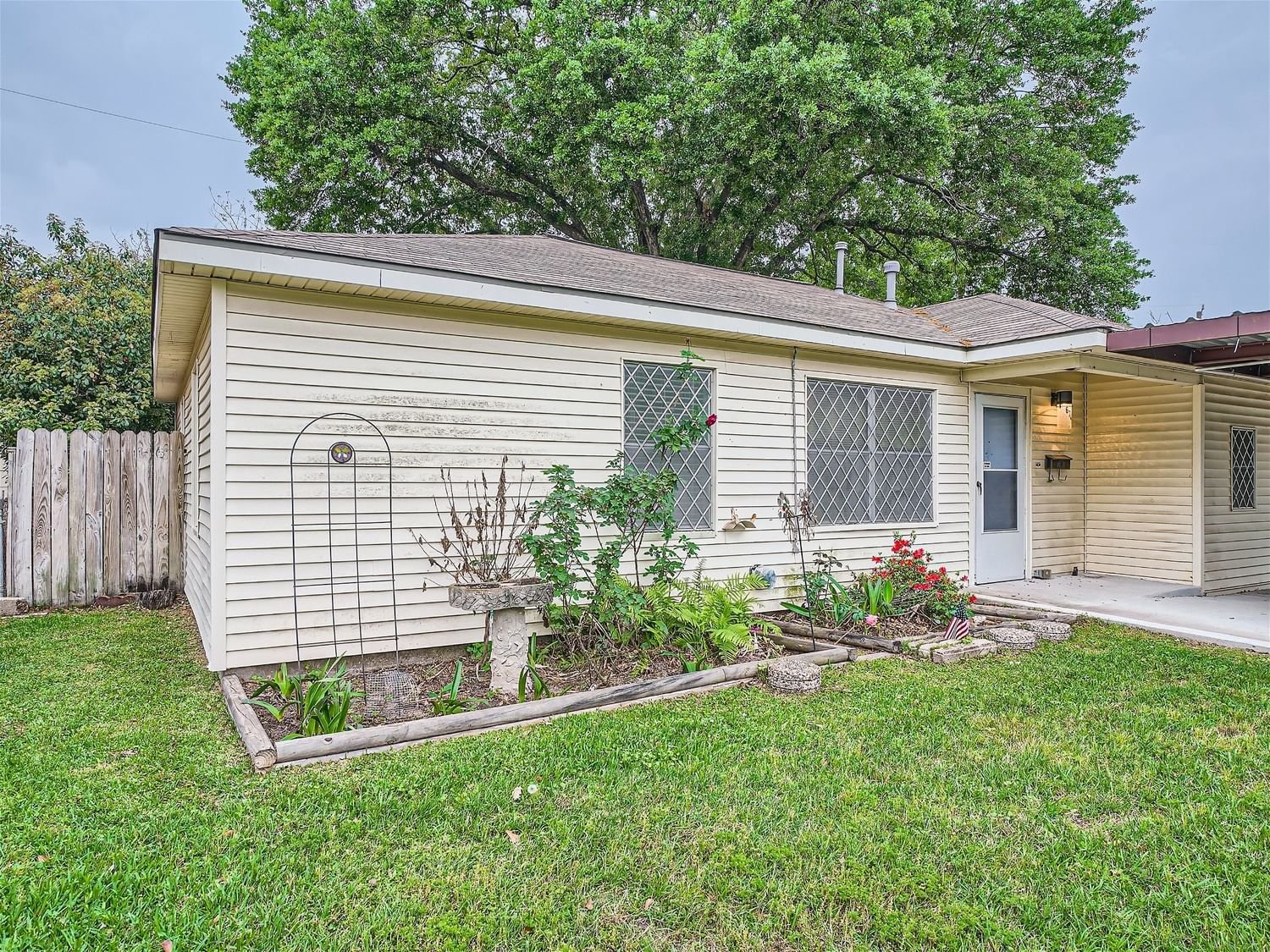Real estate property located at 6745 Feldspar, Harris, Langwood Sec 01, Houston, TX, US