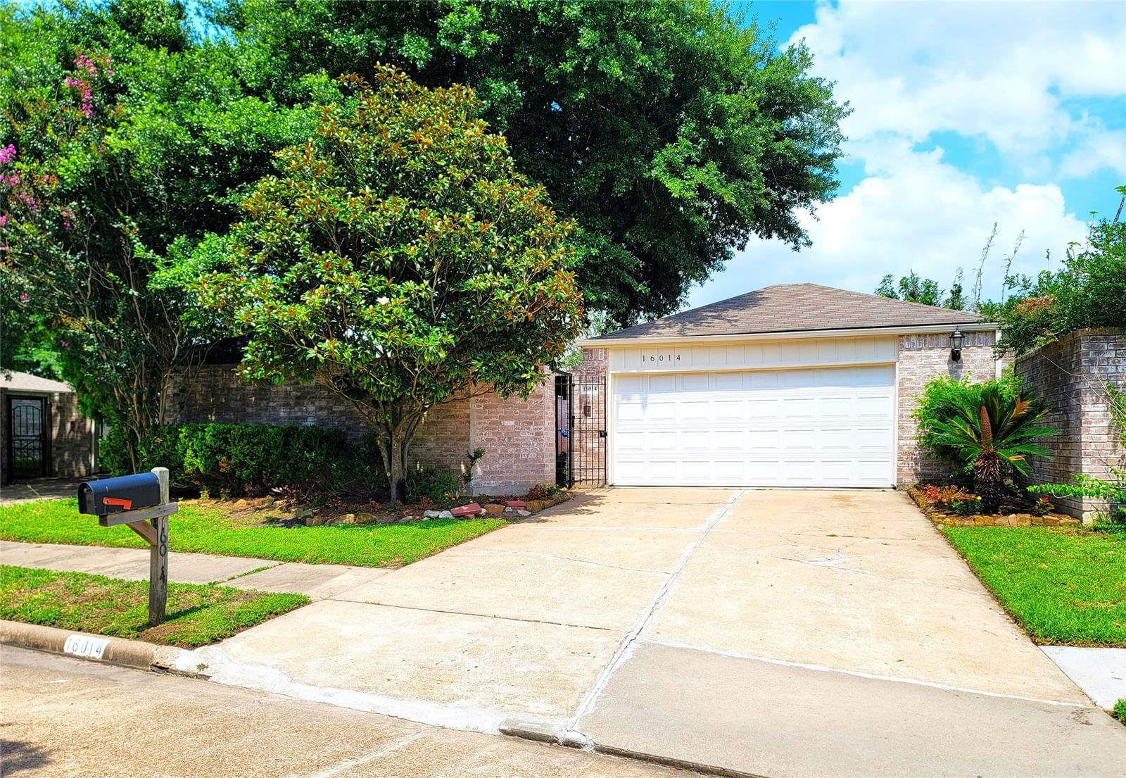 Real estate property located at 16014 Glen Mar, Harris, Wingate Sec 01 Patio Homes, Houston, TX, US