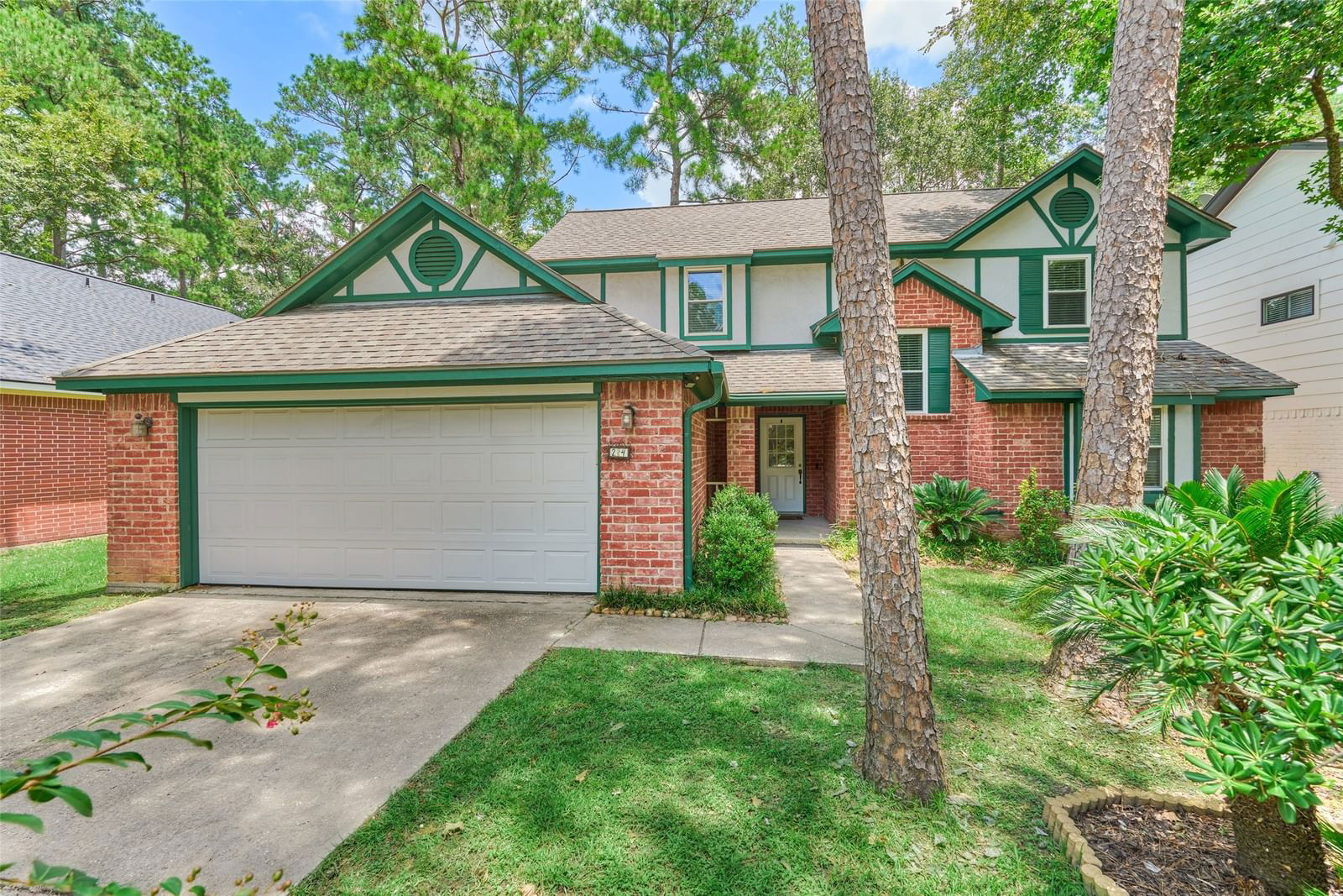 Real estate property located at 24 Hickory Oak, Montgomery, The Woodlands Panther Creek, The Woodlands, TX, US