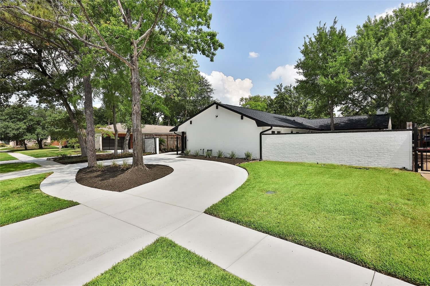 Real estate property located at 10718 Riverview, Harris, Walnut Bend Sec 08, Houston, TX, US