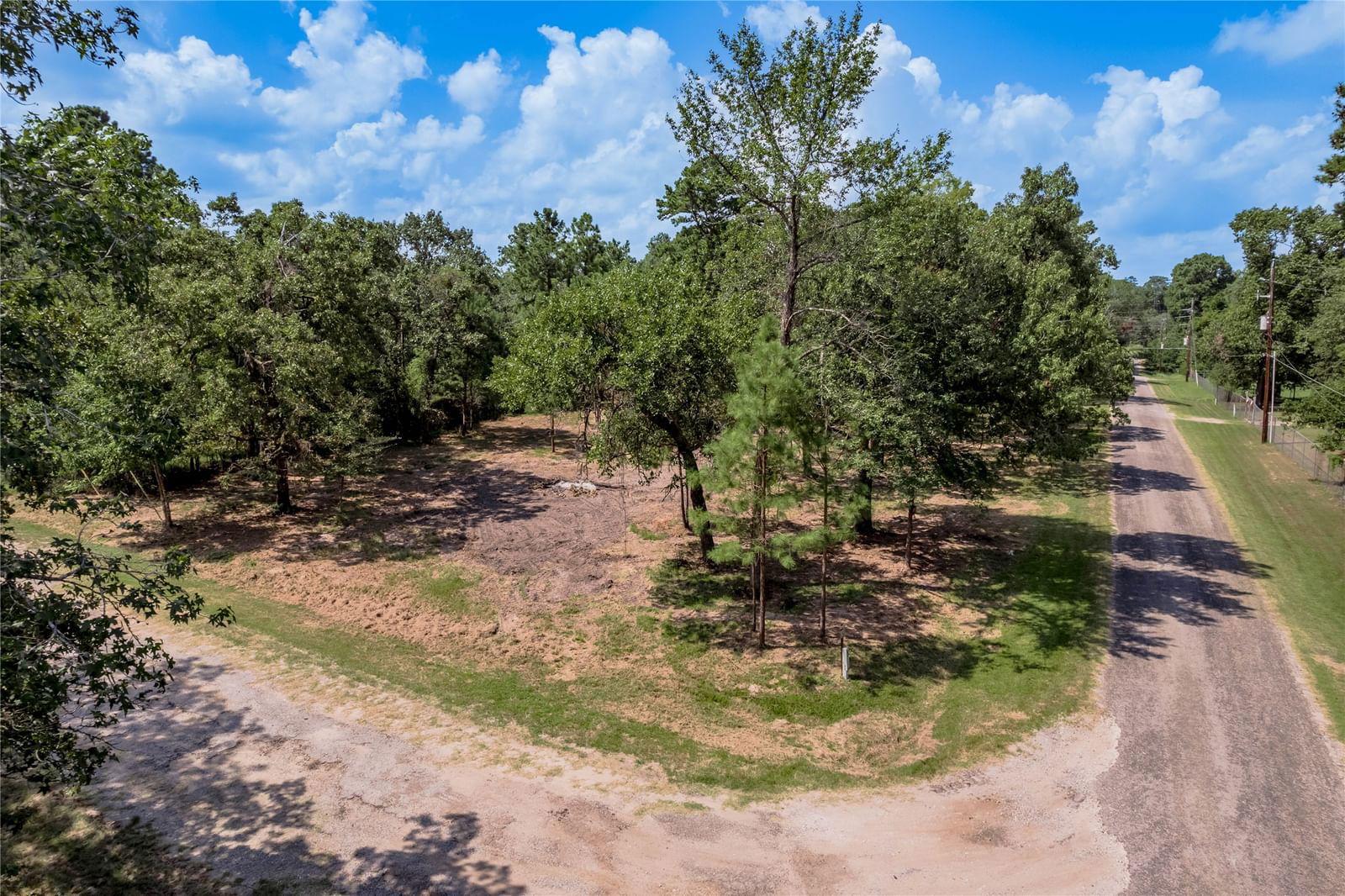 Real estate property located at 546 Hideaway, Trinity, Pinecrest Hideaway Sec D, Trinity, TX, US