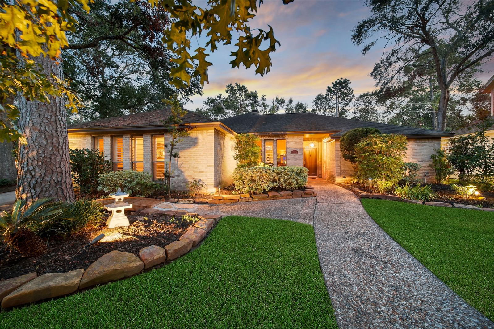 Real estate property located at 4322 Cedar Valley, Harris, Sand Creek Village, Kingwood, TX, US