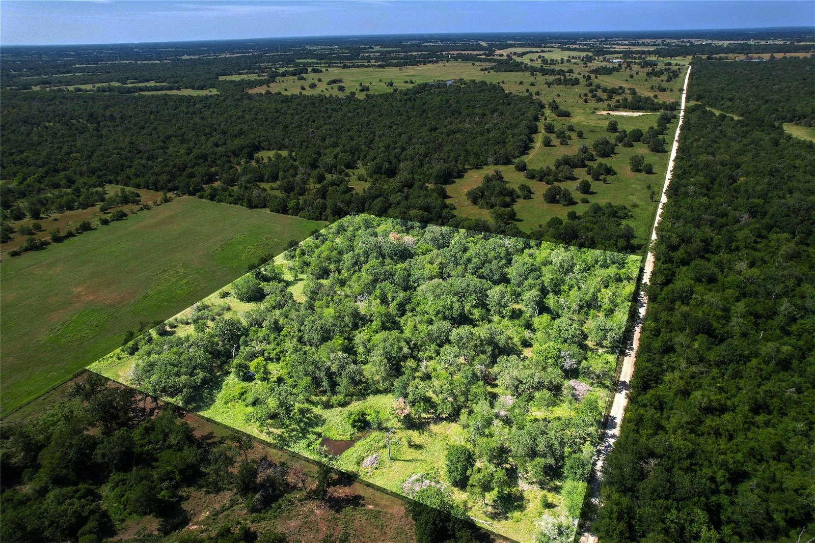 Real estate property located at 2322 County Road 126, Grimes, Bedias, TX, US