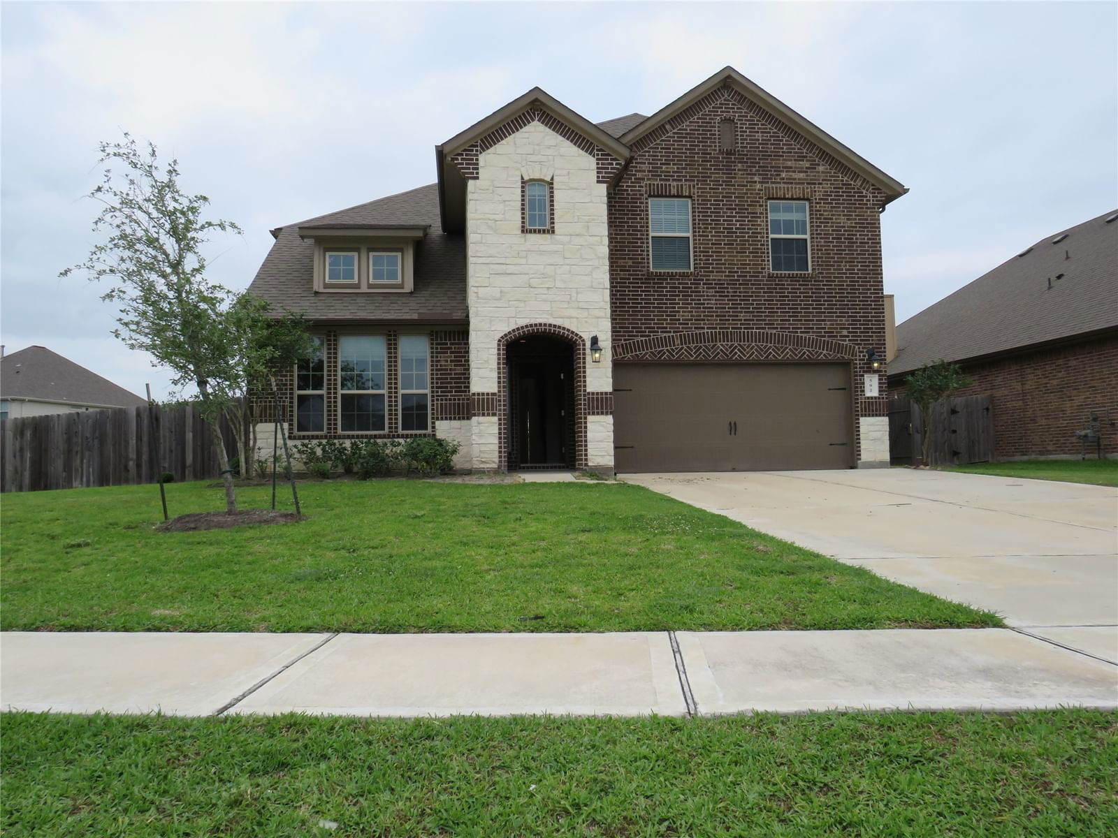 Real estate property located at 502 Crater Lake, Galveston, Westwood Sub Sec 5, League City, TX, US