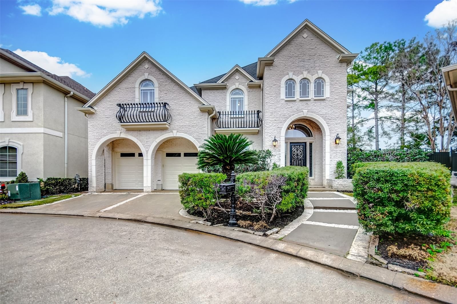 Real estate property located at 2610 Tudor, Harris, Royal Oaks Country Club Sec 07, Houston, TX, US