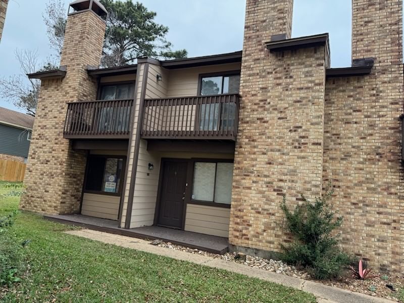 Real estate property located at 2521 Crosstimbers D1, Walker, Hickory Hills Twnhs Timb, Huntsville, TX, US