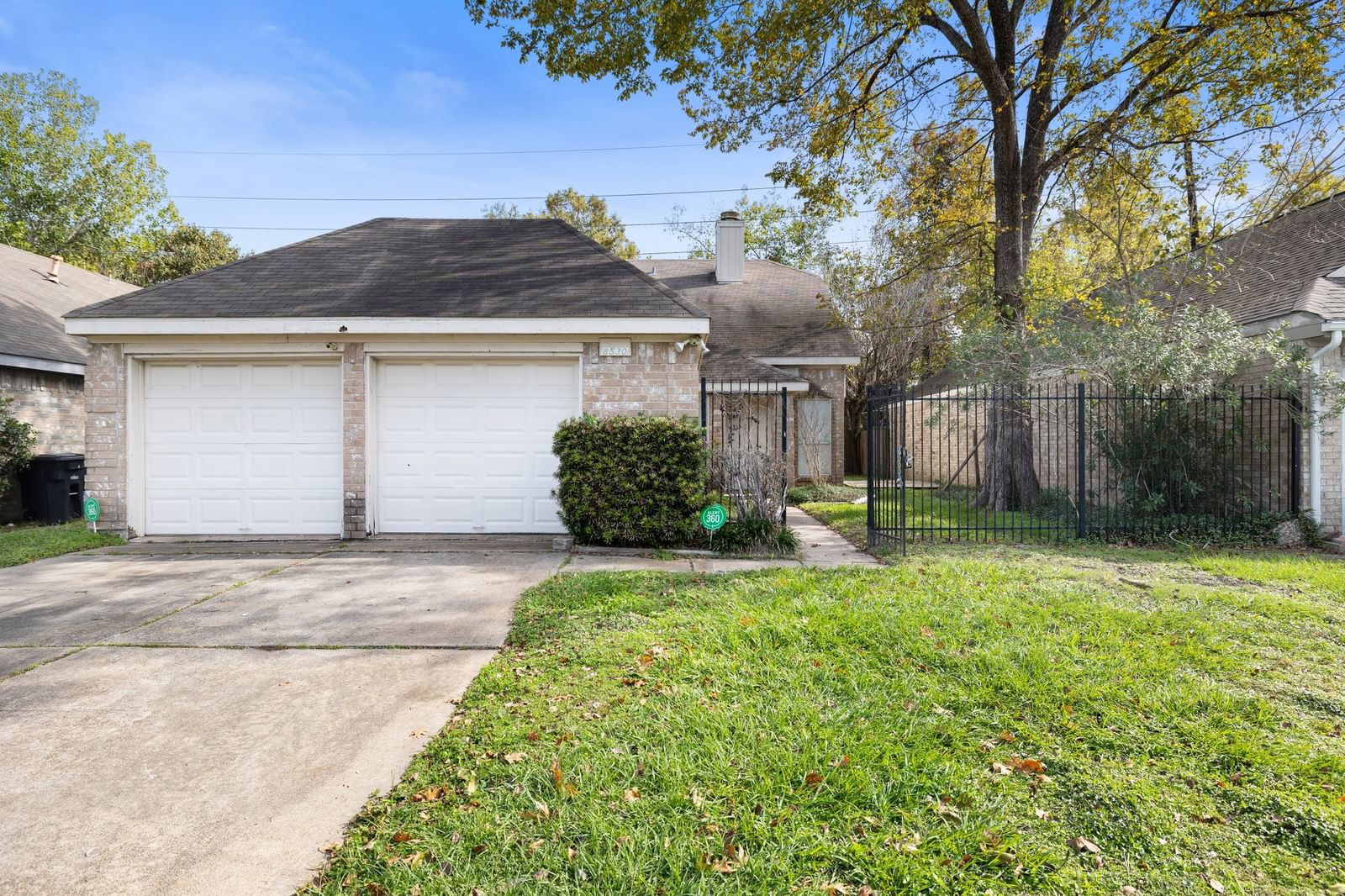 Real estate property located at 8530 Scenic Green, Harris, Inwood Forest Village, Houston, TX, US