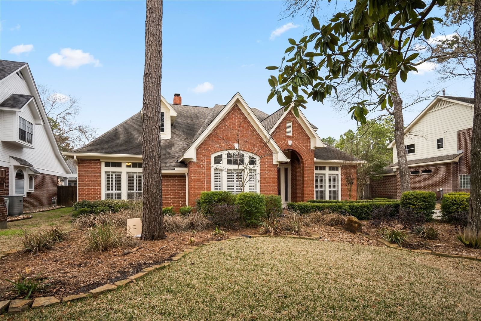Real estate property located at 142 Golden Shadow, Montgomery, Wdlnds Village Cochrans Cr 04, The Woodlands, TX, US