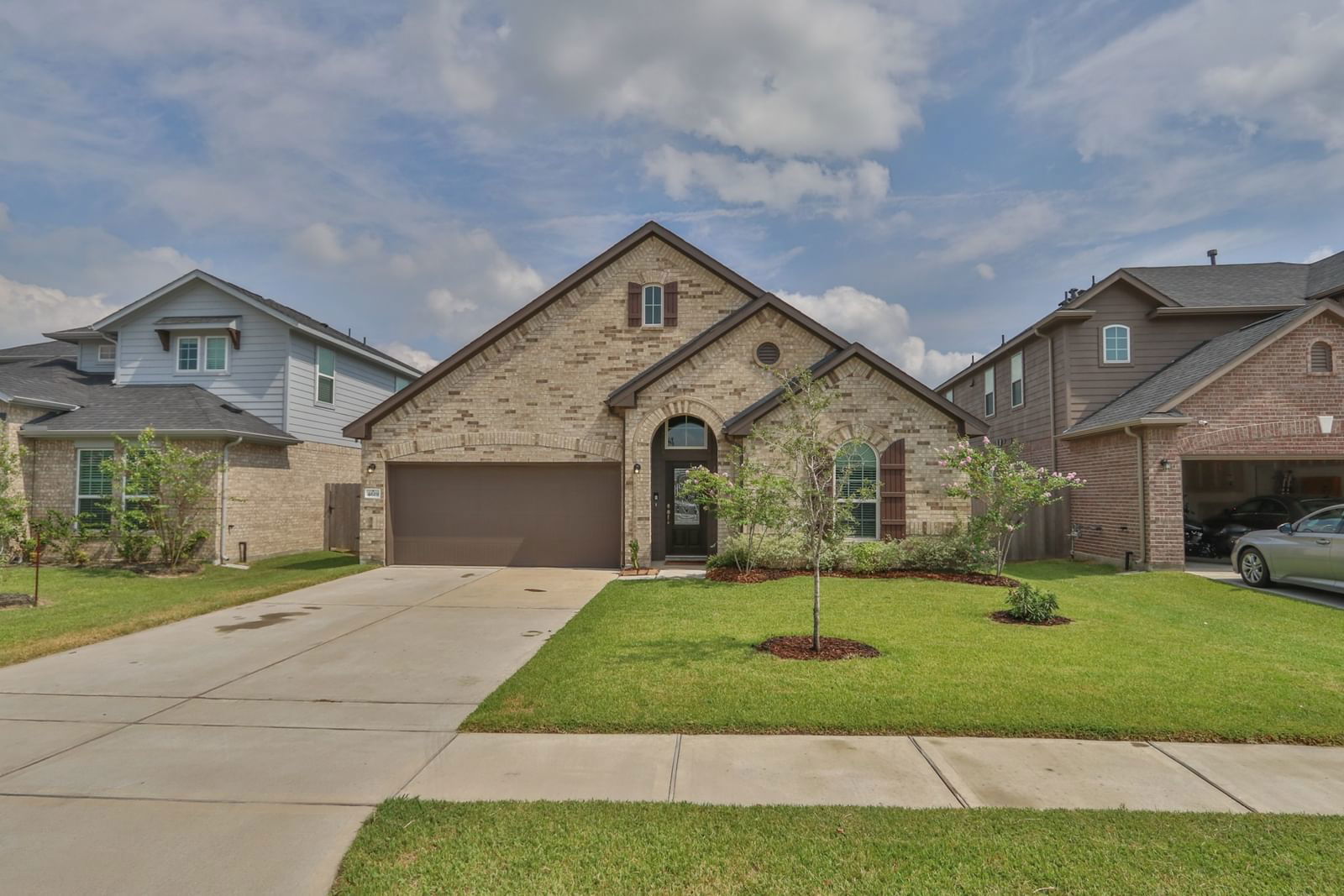 Real estate property located at 4619 Crescent Lake, Harris, Goose Crk Lndg Sec 1, Baytown, TX, US