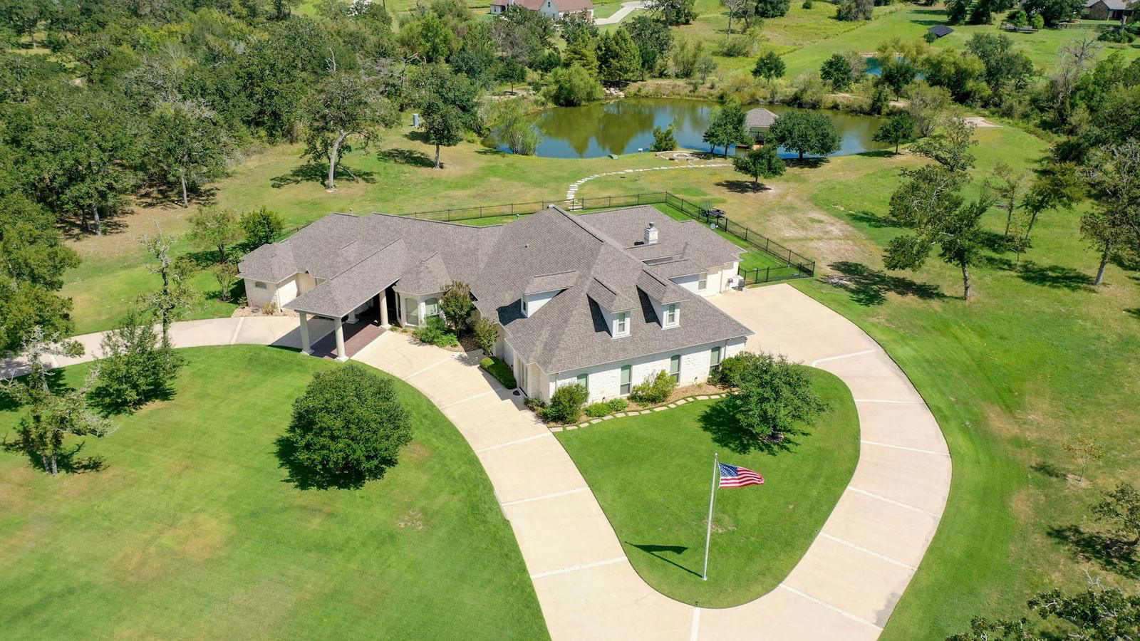 Real estate property located at 9900 Gloucester, Grimes, King Oaks, Iola, TX, US