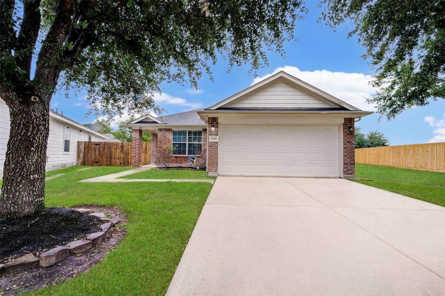 Real estate property located at 21606 Falvelsunset, Harris, Meadow Hill Run, Spring, TX, US