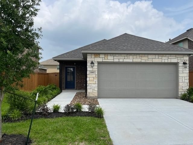 Real estate property located at 10907 Bonfire Trail, Fort Bend, Beasley, TX, US