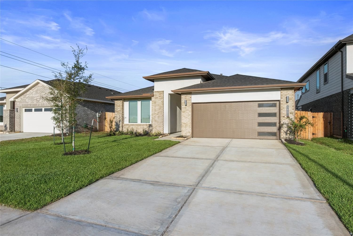 Real estate property located at 2115 Lucky Lemon Lane, Fort Bend, Harvest Green, Richmond, TX, US