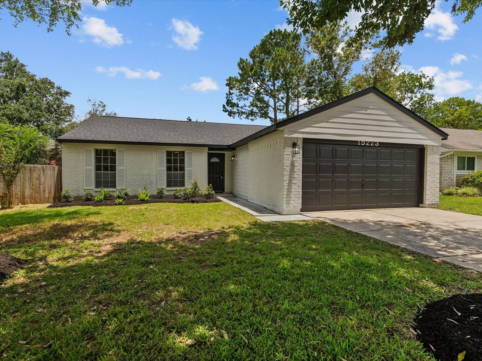 Real estate property located at 15223 McConn, Harris, Sterling Knoll Sec 01, Houston, TX, US