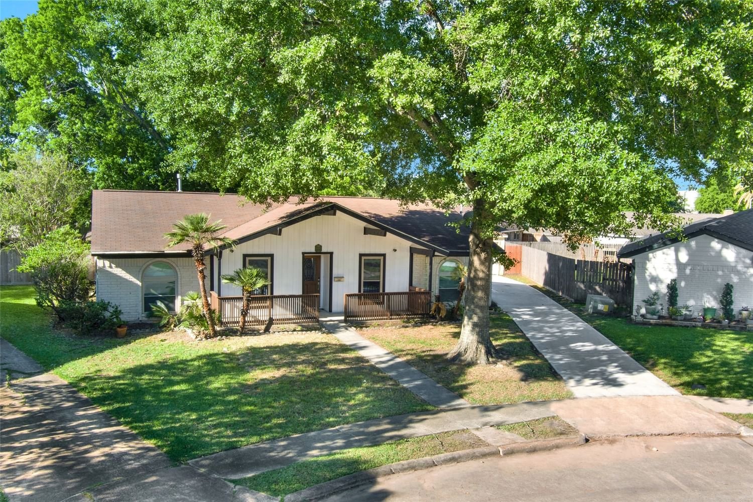 Real estate property located at 10302 Sageelm, Harris, Sagemont Sec 10, Houston, TX, US
