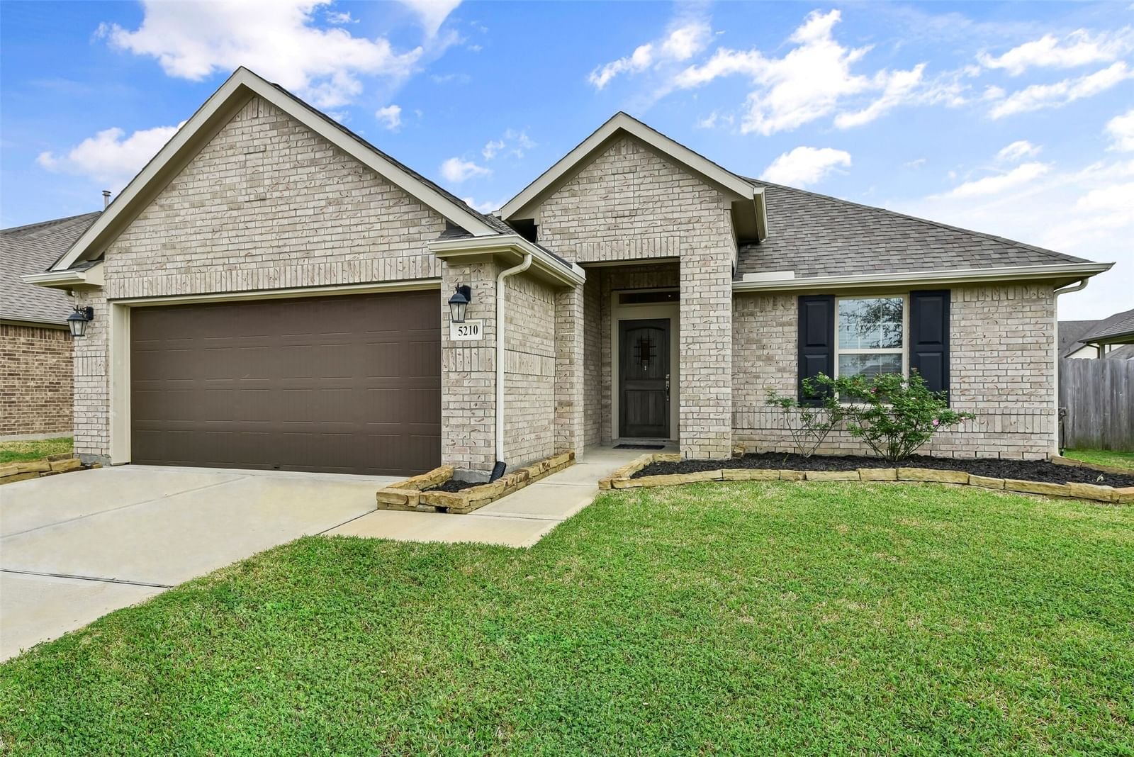 Real estate property located at 5210 Gerent, Harris, King Crossing, Katy, TX, US