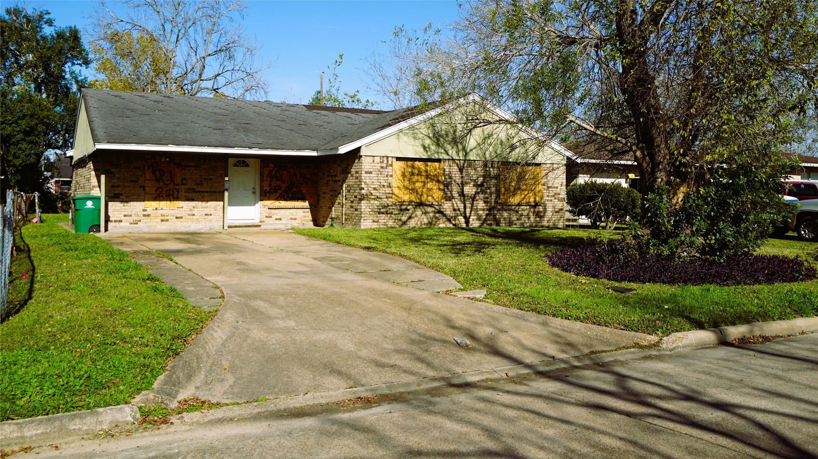 Real estate property located at 5615 Bayfield, Harris, Edgewood Terrace Sec 03, Houston, TX, US