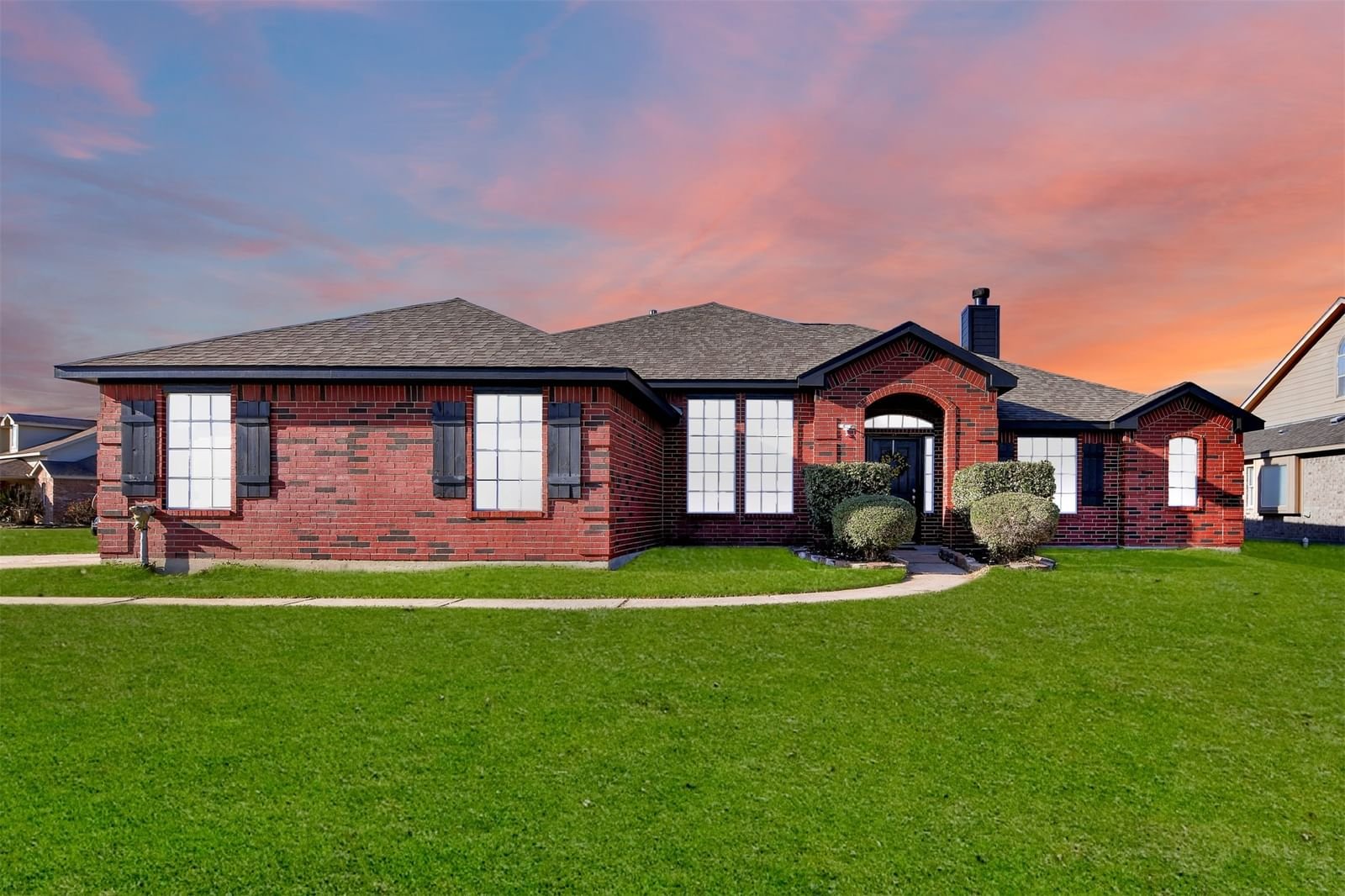 Real estate property located at 2007 Caroline, Chambers, Maley Woods Sub Ph 3, Baytown, TX, US