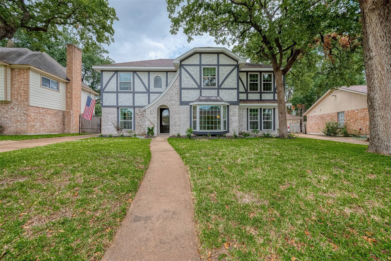 Real estate property located at 6042 Greenmont, Harris, Forest West Sec 02, Houston, TX, US