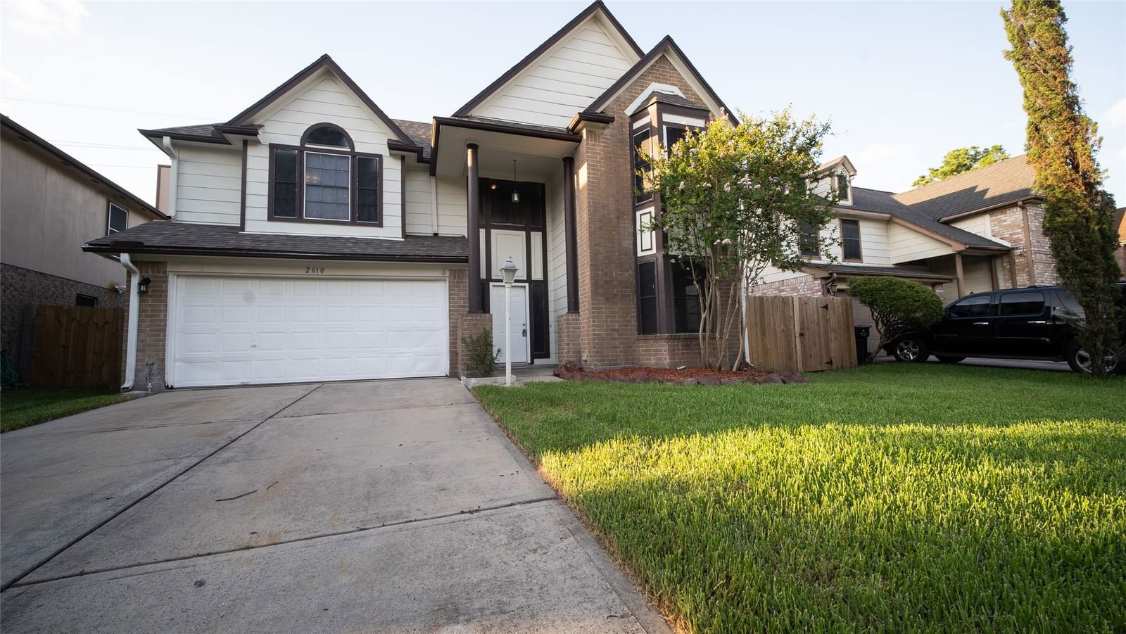 Real estate property located at 2610 Chestnut Mills, Harris, Heritage Village Sec 01, Houston, TX, US