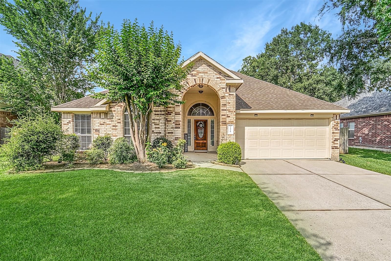 Real estate property located at 24518 Forest Path, Harris, Bradbury Forest Sec 03, Spring, TX, US