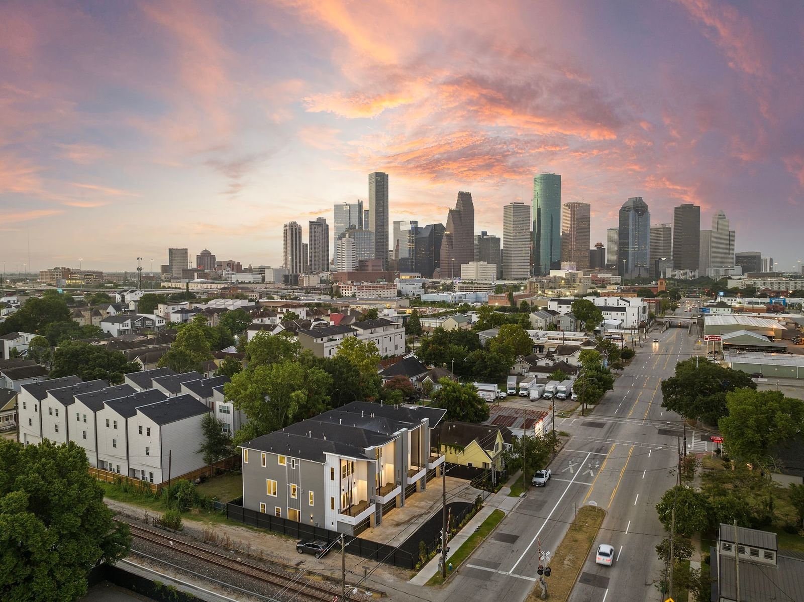 Real estate property located at 1520 Houston, Harris, City View/Houston Ave, Houston, TX, US