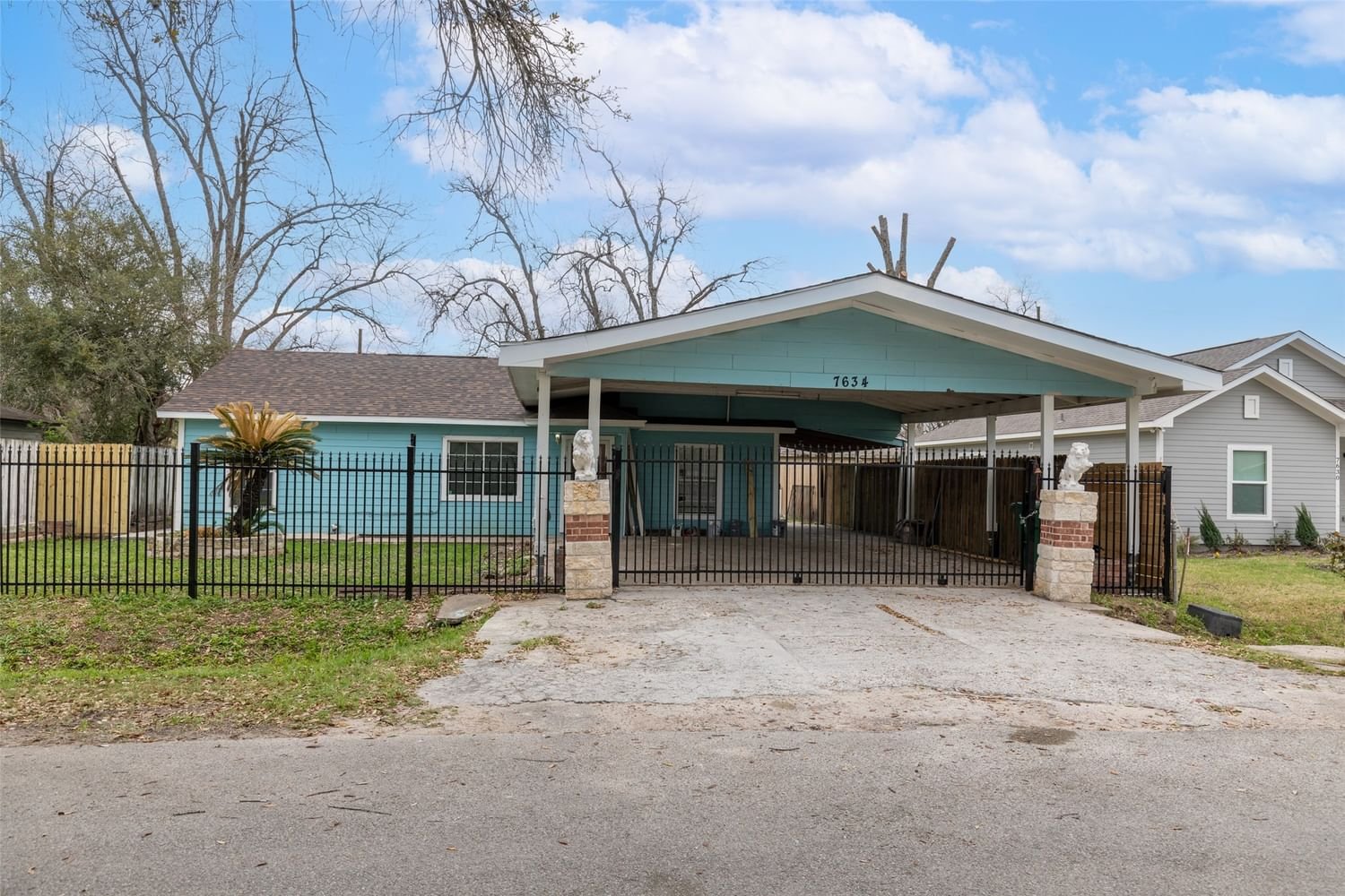 Real estate property located at 7634 Carothers, Harris, Weyburn Place Sec 02, Houston, TX, US