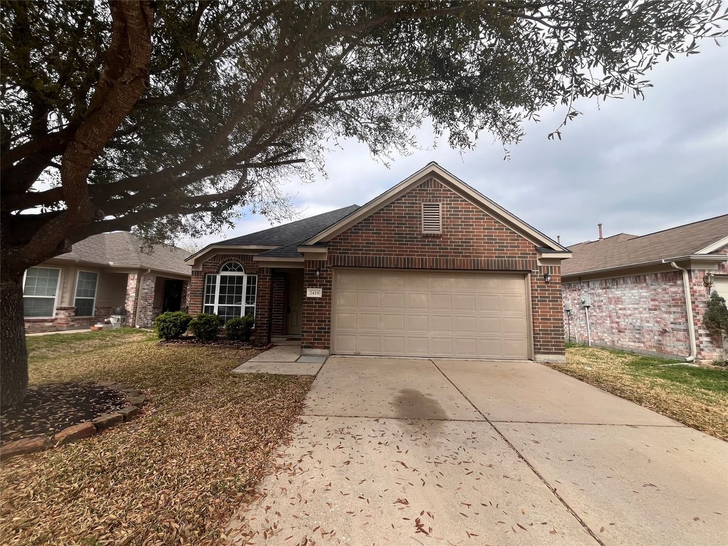 Real estate property located at 2419 Stiller Ridge, Montgomery, Forest Village 02, Spring, TX, US