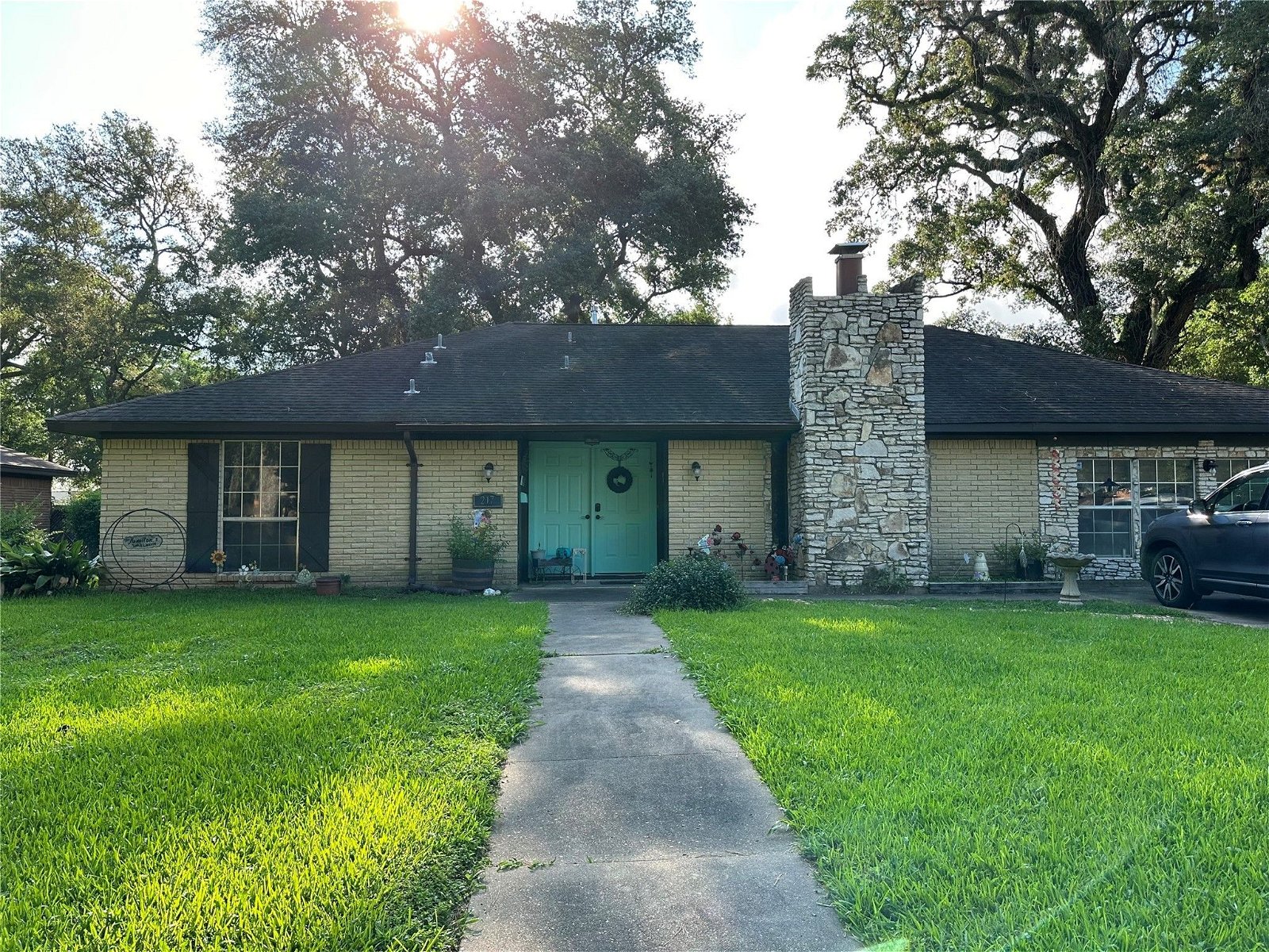 Real estate property located at 217 Narcissus, Brazoria, Lake Jackson, TX, US