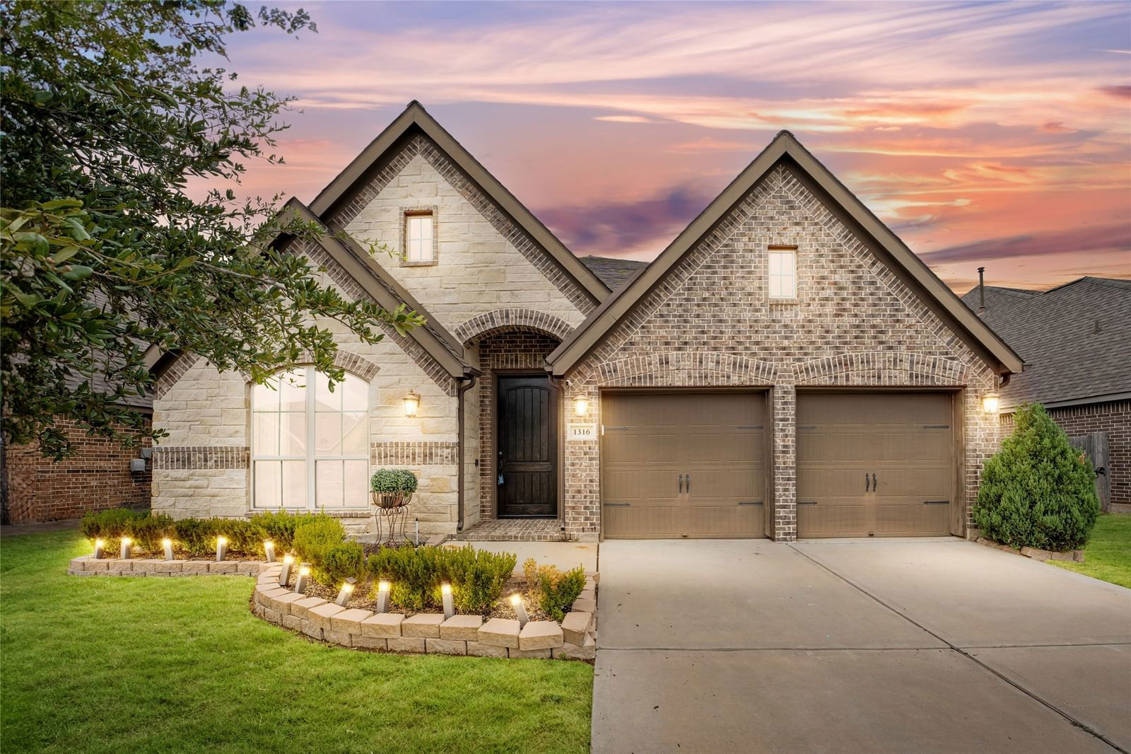 Real estate property located at 1316 Paradise Creek, Fort Bend, The Reserve At Brazos Town Center Sec 4, Rosenberg, TX, US