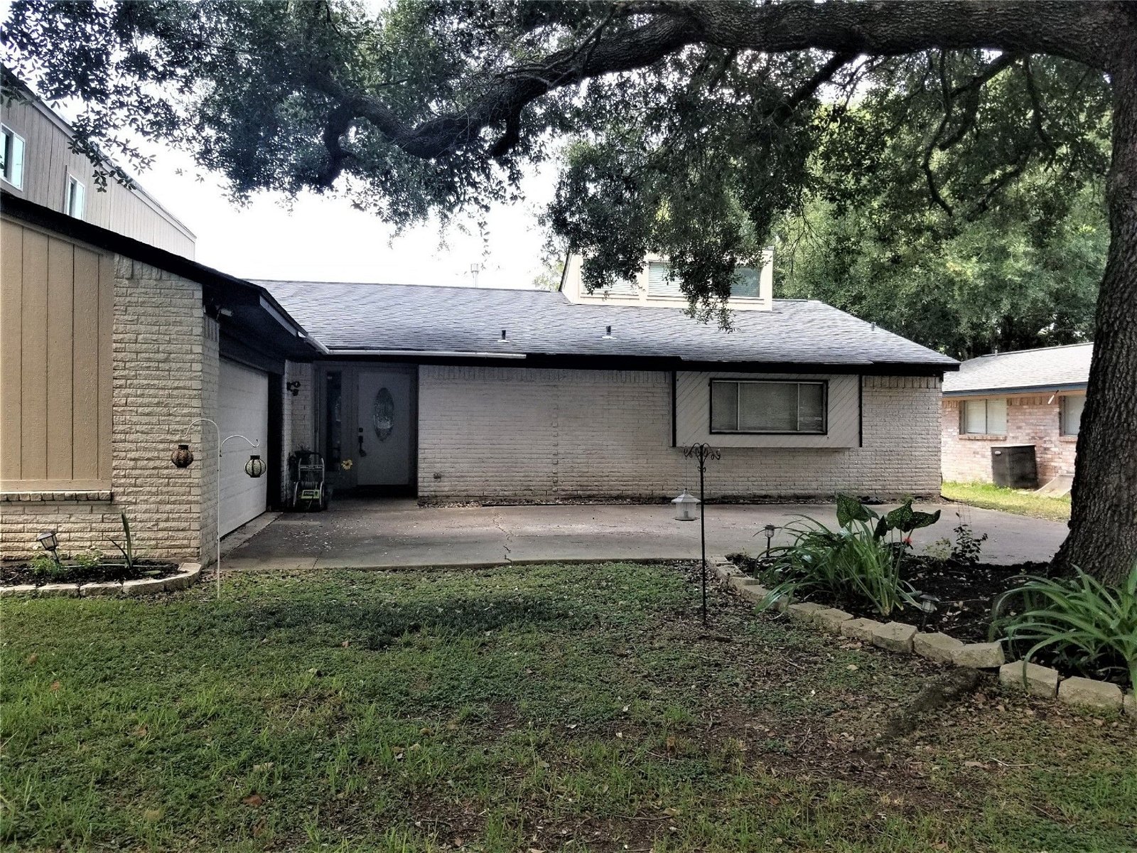 Real estate property located at 354 Amherst, Brazoria, West Columbia, TX, US