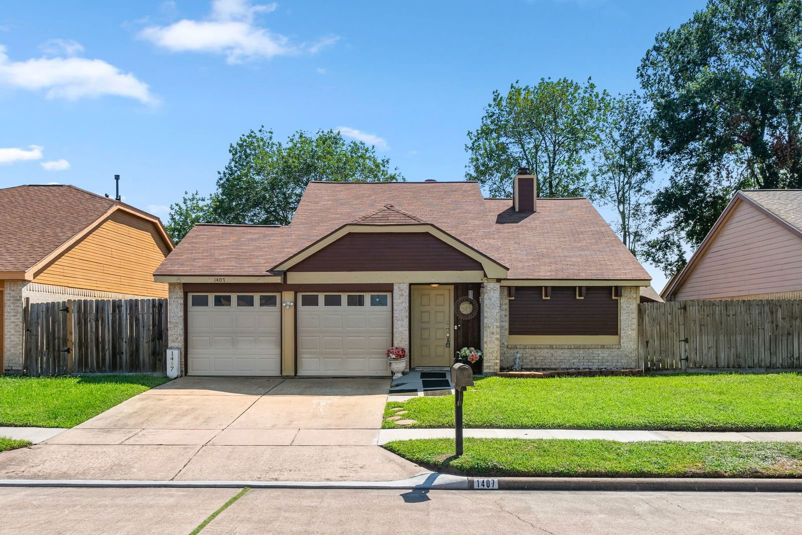 Real estate property located at 1407 Ash Oak, Fort Bend, Hunters Park, Missouri City, TX, US