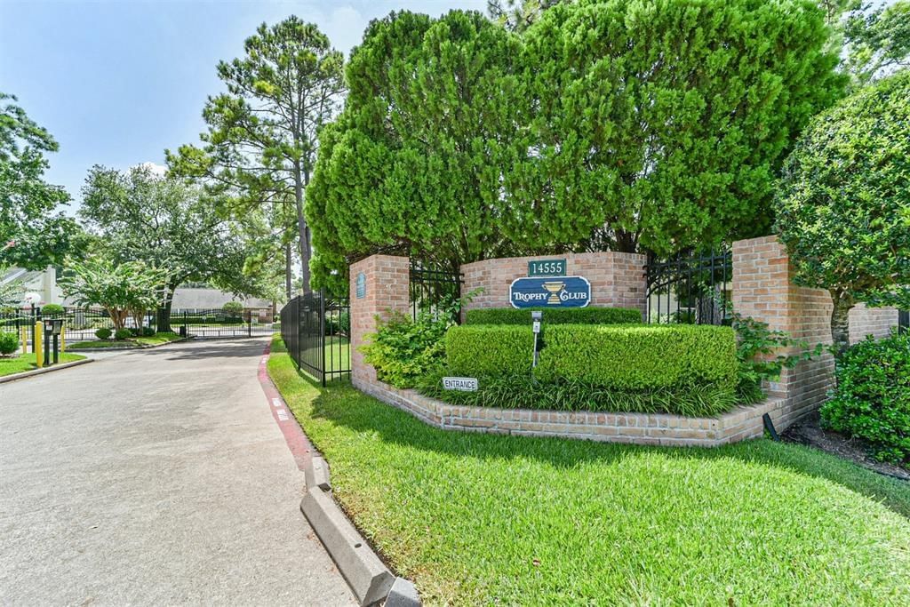 Real estate property located at 14515 Wunderlich #1701, Harris, Trophy Club Condo Sec 01 Ph 02, Houston, TX, US