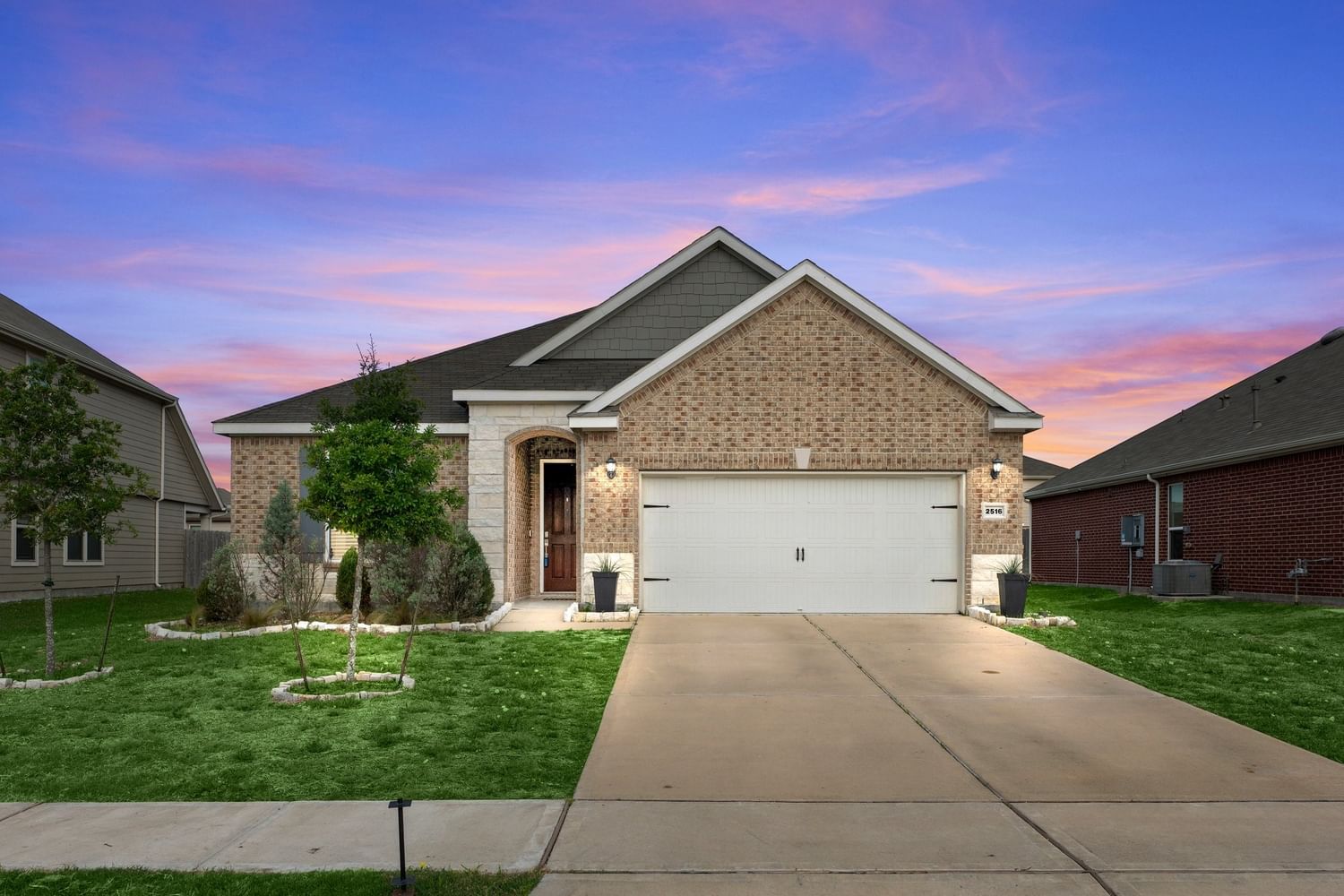 Real estate property located at 2516 Bryan Park, Fort Bend, Bryan Crossing Sec 1, Rosenberg, TX, US