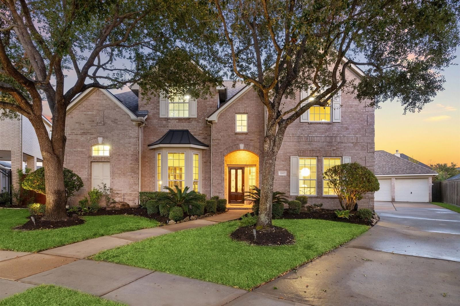 Real estate property located at 12007 Paladora Point, Harris, Lakes on Eldridge North, Houston, TX, US