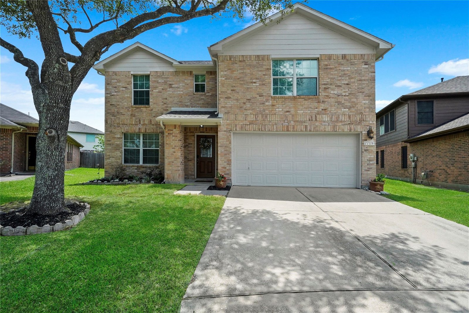 Real estate property located at 7719 Hunters Peak, Chambers, Hunters Chase Sec 1, Baytown, TX, US