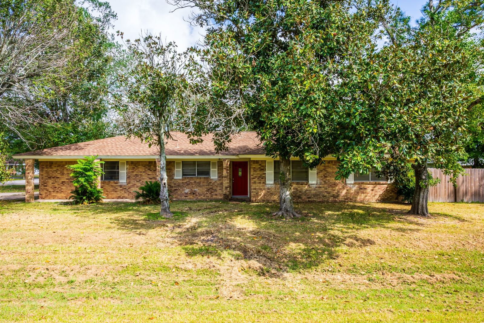 Real estate property located at 102 Live Oak, Matagorda, Oconnell Sec 1, Van Vleck, TX, US