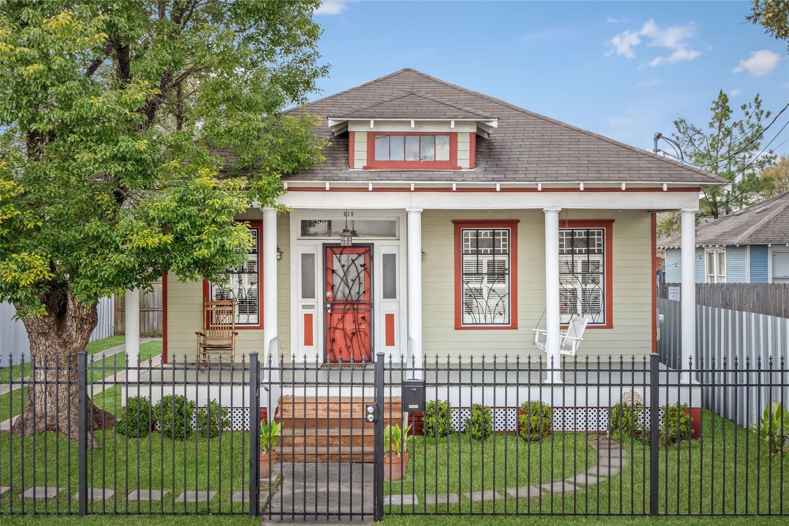 Real estate property located at 318 Eastwood, Harris, Anderson & Swope, Houston, TX, US