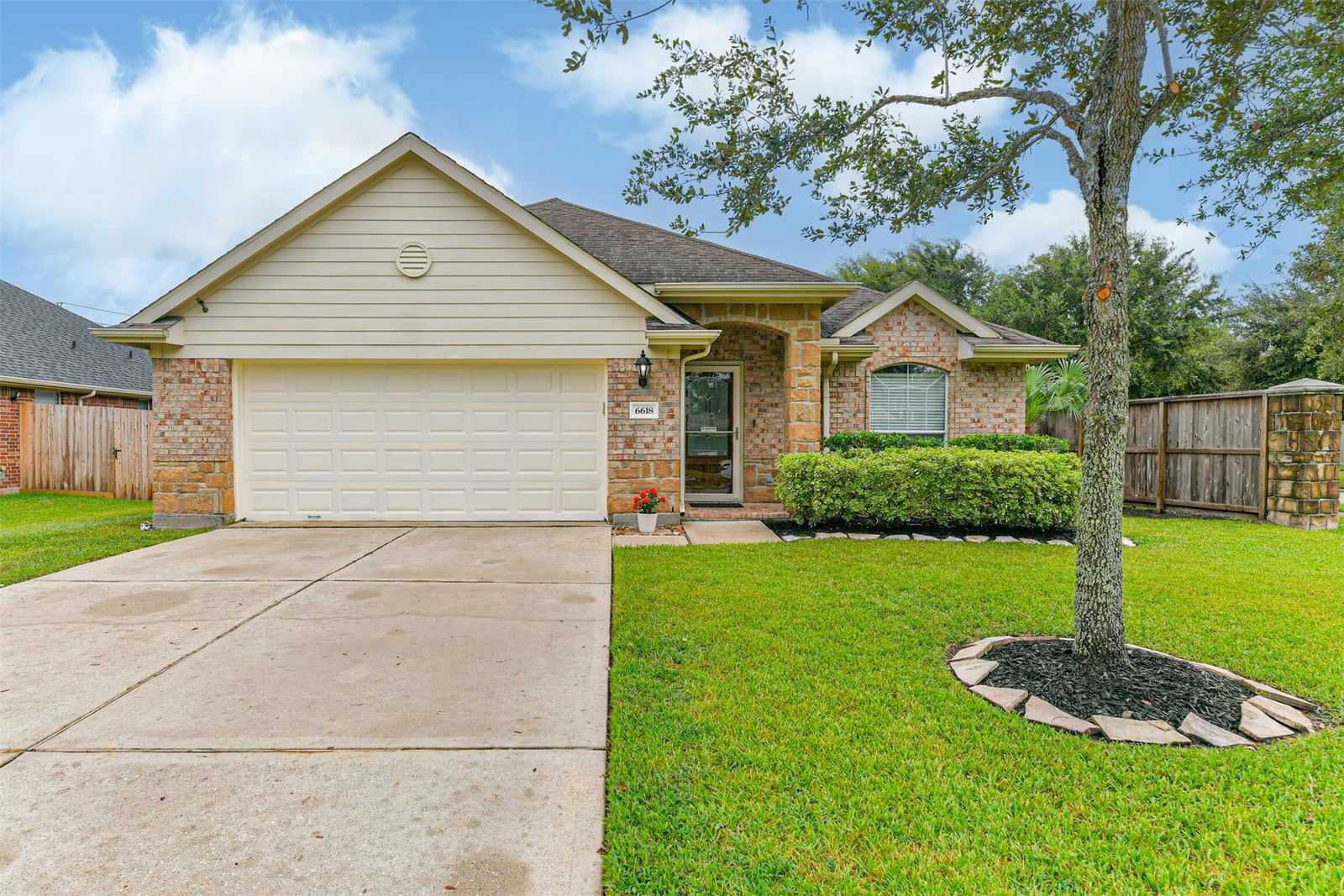 Real estate property located at 6618 Eden Field, Galveston, Bay Colony Meadows West Sec, Dickinson, TX, US