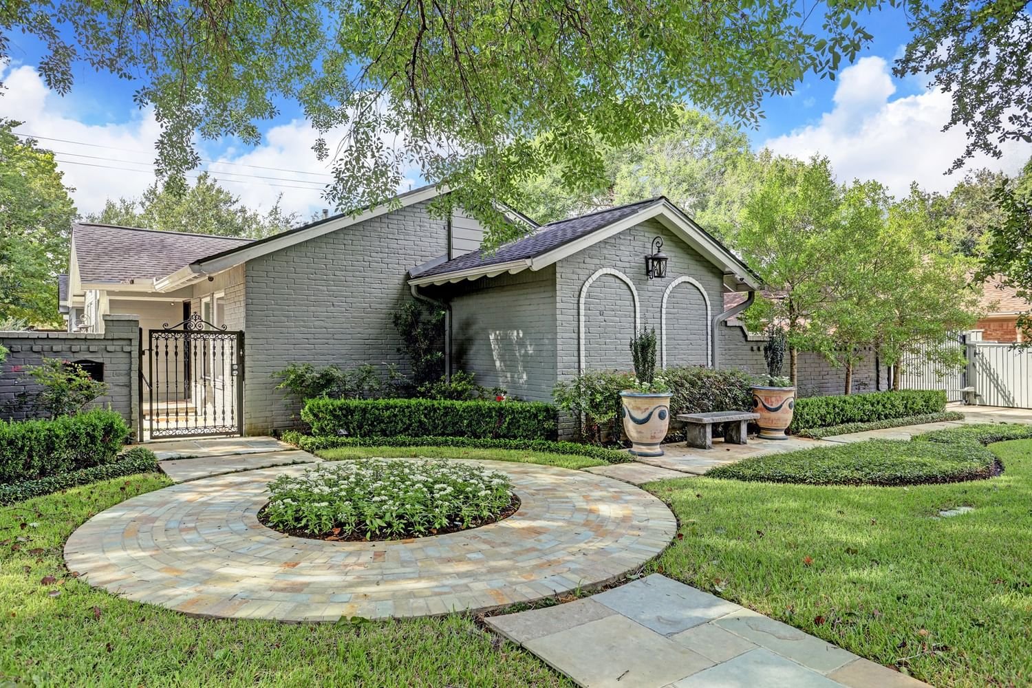 Real estate property located at 10039 Locke, Harris, Briargrove Park Sec 01, Houston, TX, US